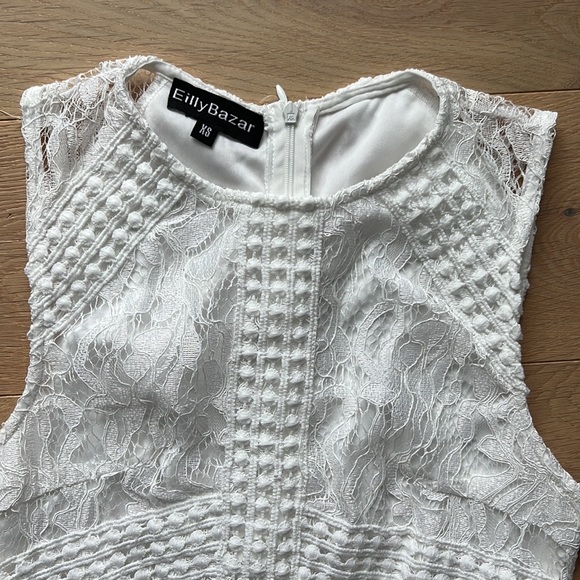 NWOT White Lace Dress (XS) - Picture 2 of 4